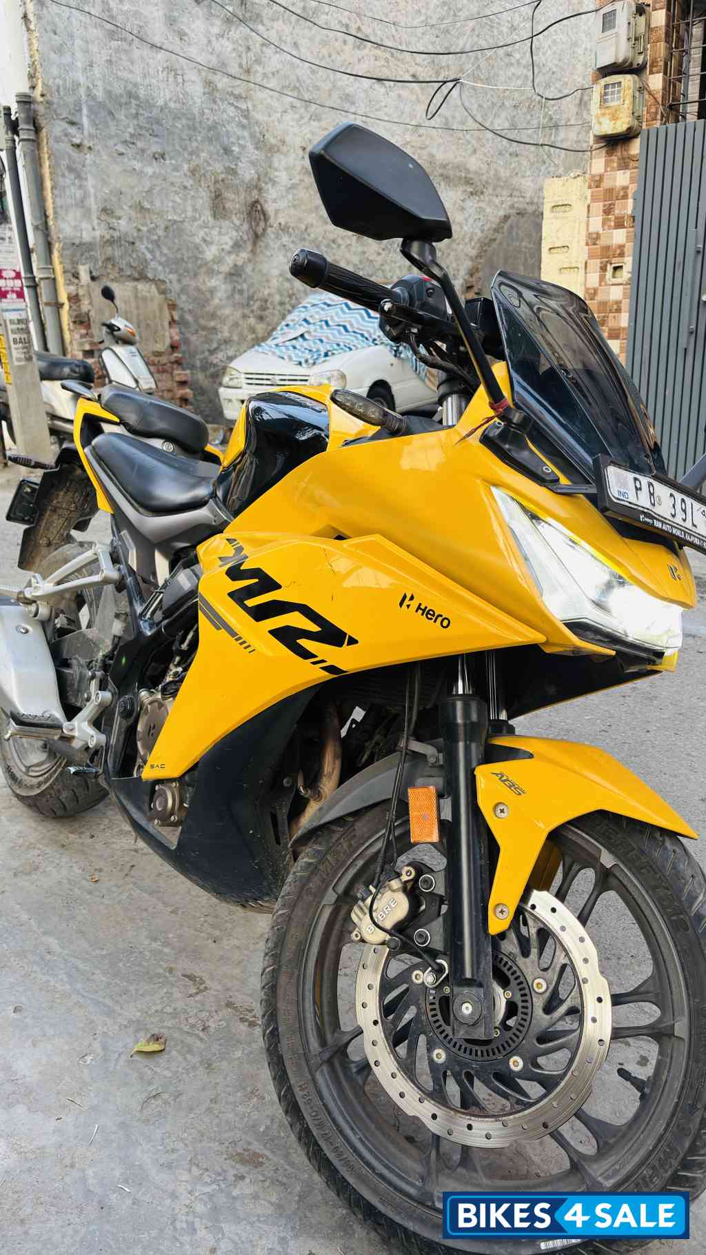 Yellow Hero Karizma XMR
