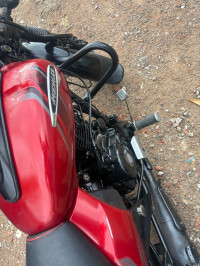 Bajaj Avenger Street 180