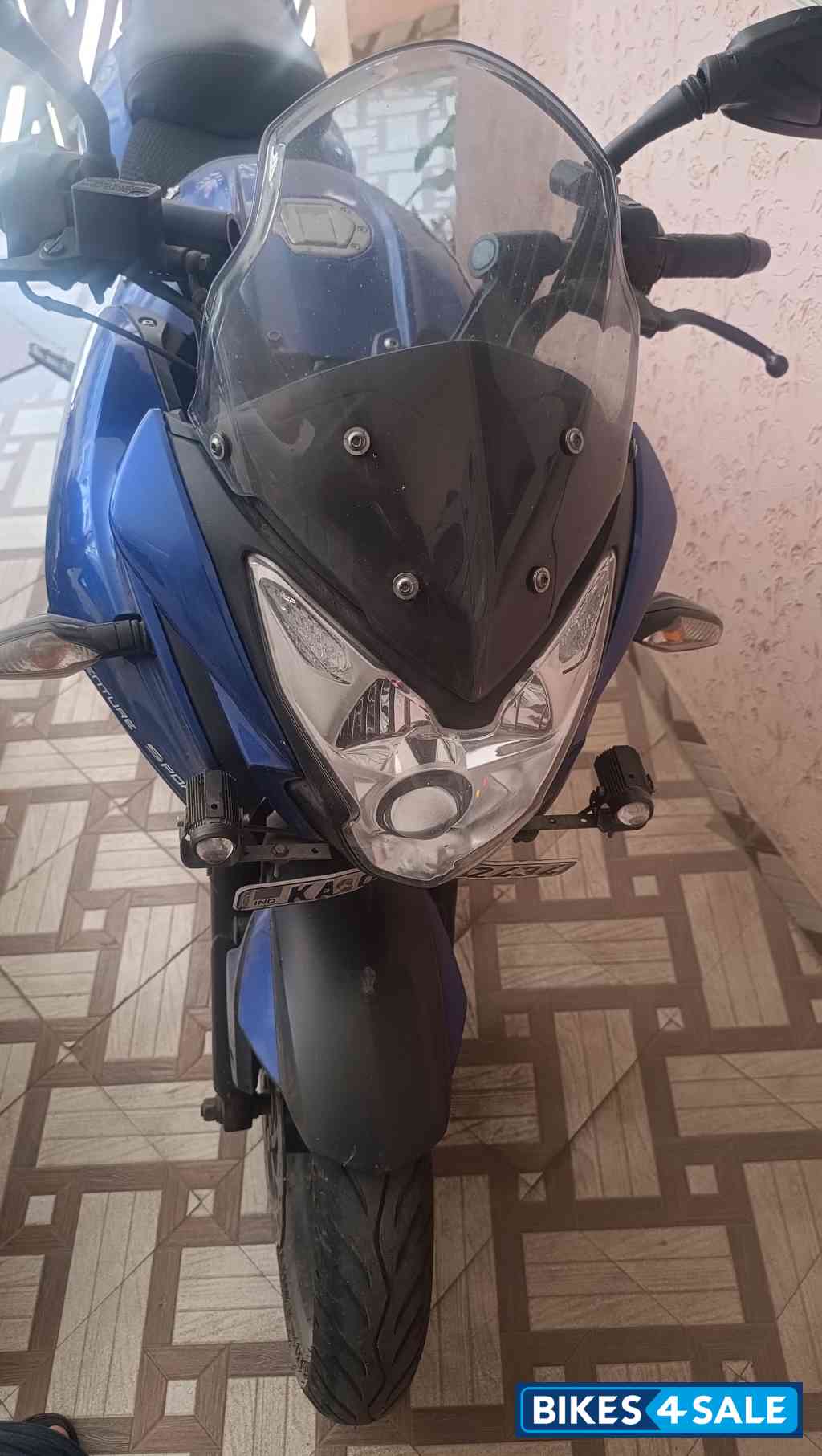 Blue Bajaj Pulsar AS 200