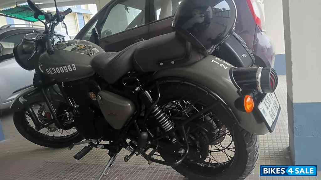 Royal Enfield Classic 350 Single Channel BS6