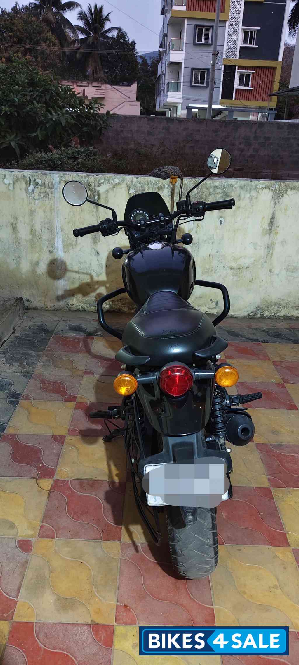 Royal Enfield Hunter 350 Metro