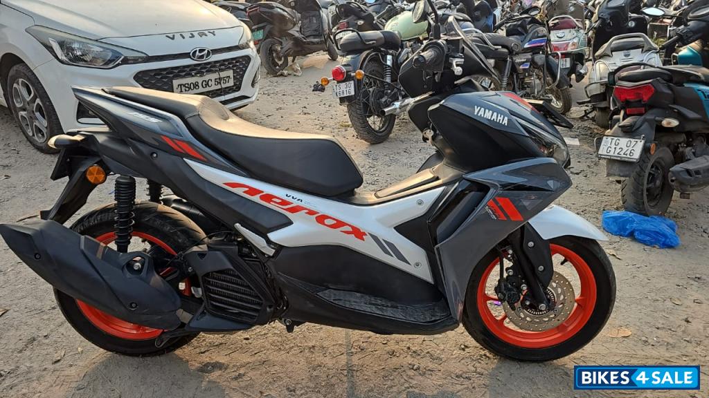 Grey Yamaha Aerox 155