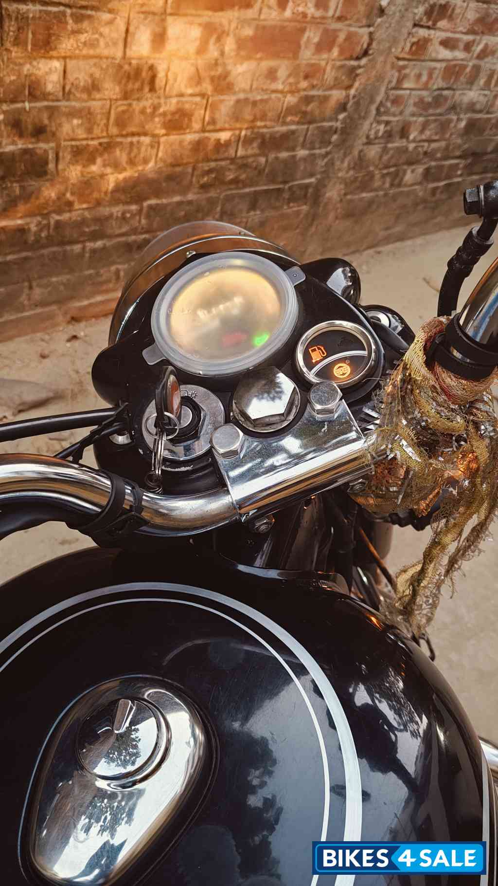 Black Royal Enfield Bullet Standard 500