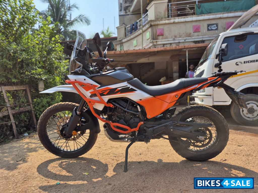 White KTM 390 Adventure 2025