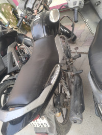 Black Yamaha Saluto 125