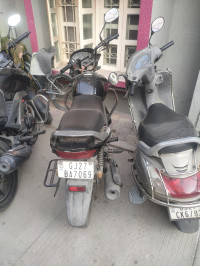 Black Yamaha Saluto 125