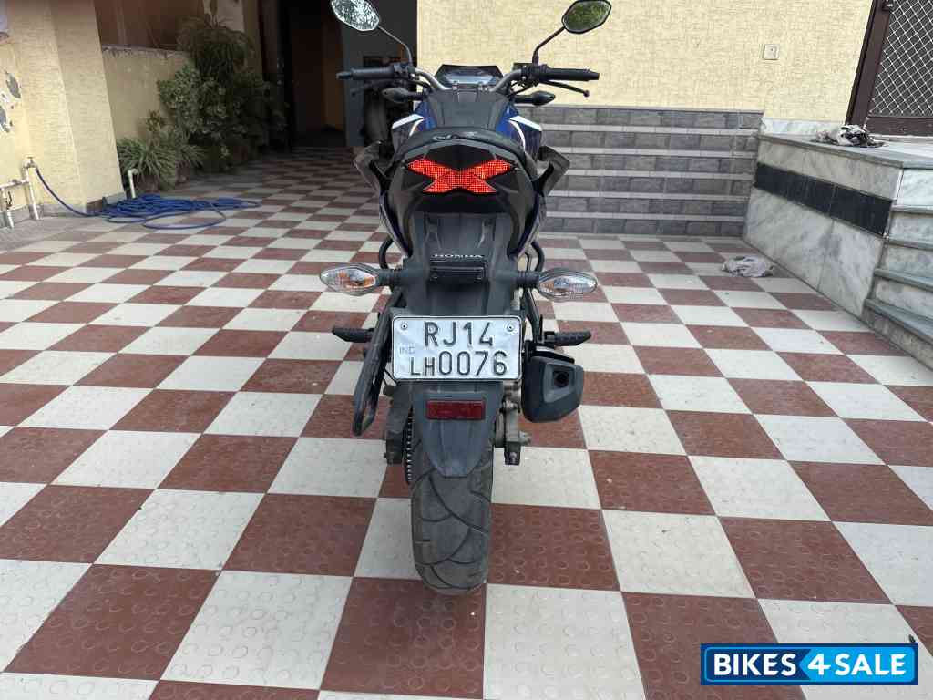 Blue Honda CB Hornet 160R