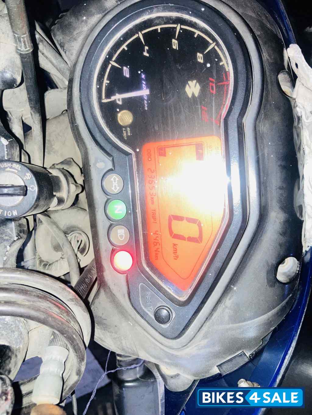 Blue Bajaj Pulsar 150 Blue Bajaj Pulsar 150