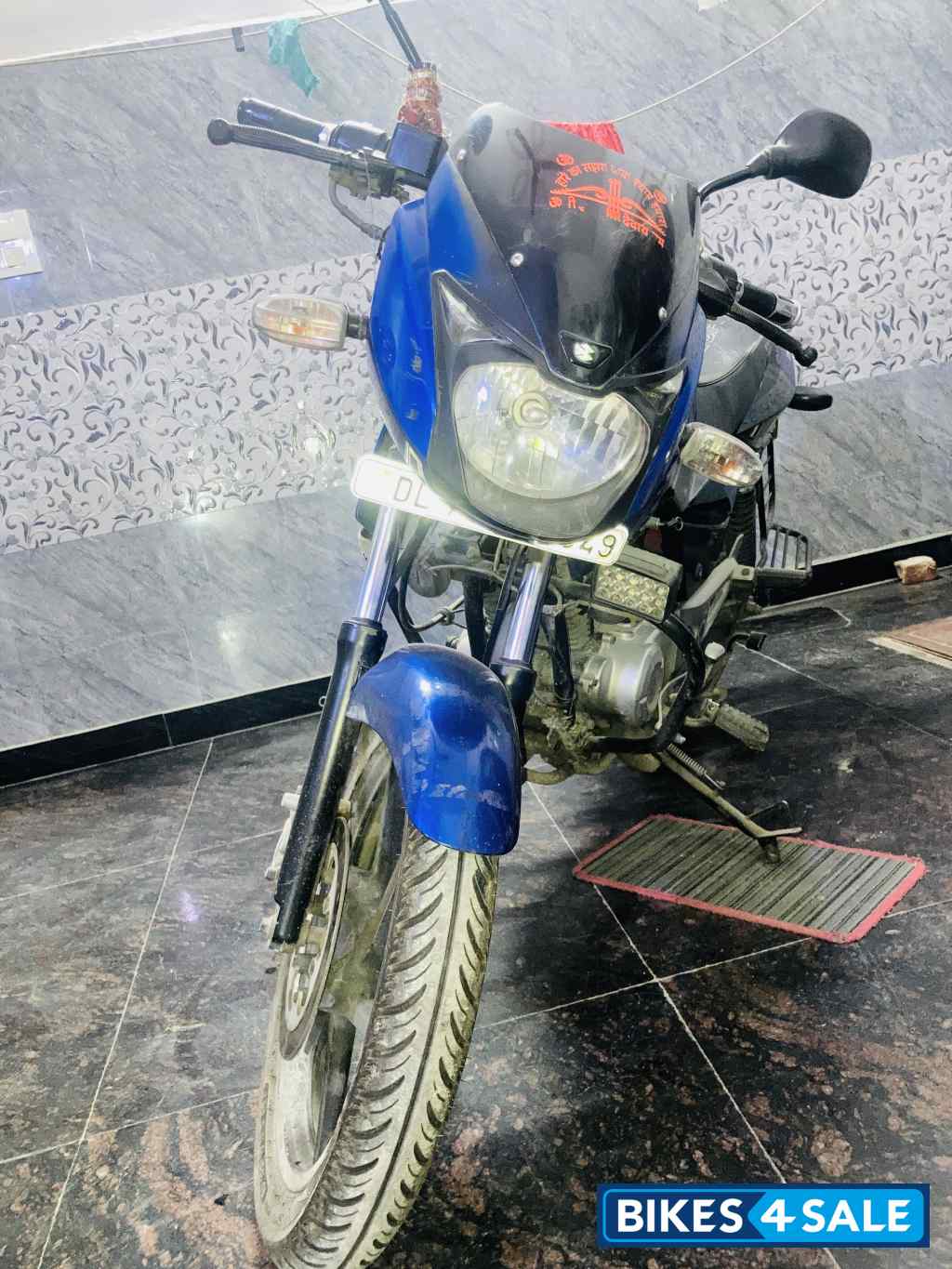 Blue Bajaj Pulsar 150 Blue Bajaj Pulsar 150