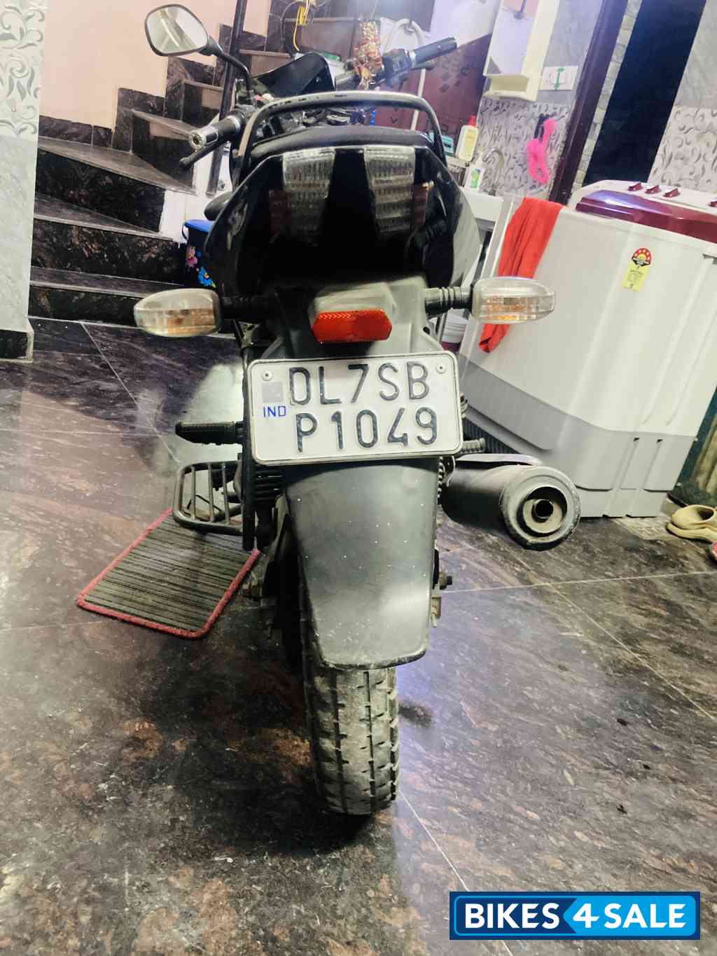 Blue Bajaj Pulsar 150 Blue Bajaj Pulsar 150