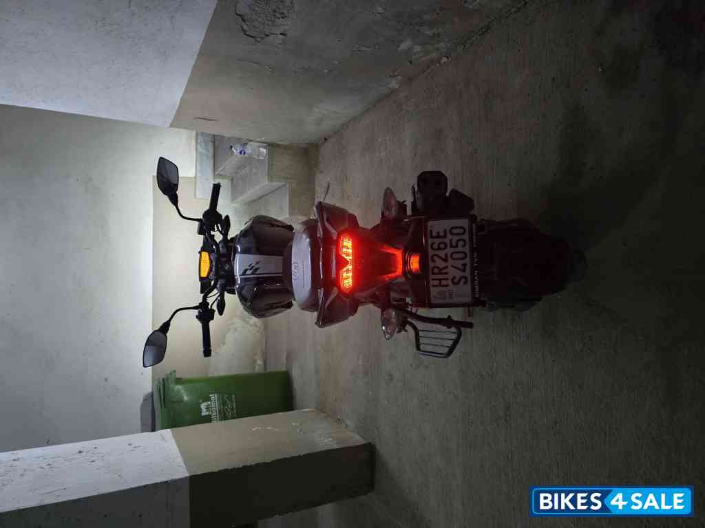 TVS Apache RTR 160 4V TVS Apache RTR 160 4V