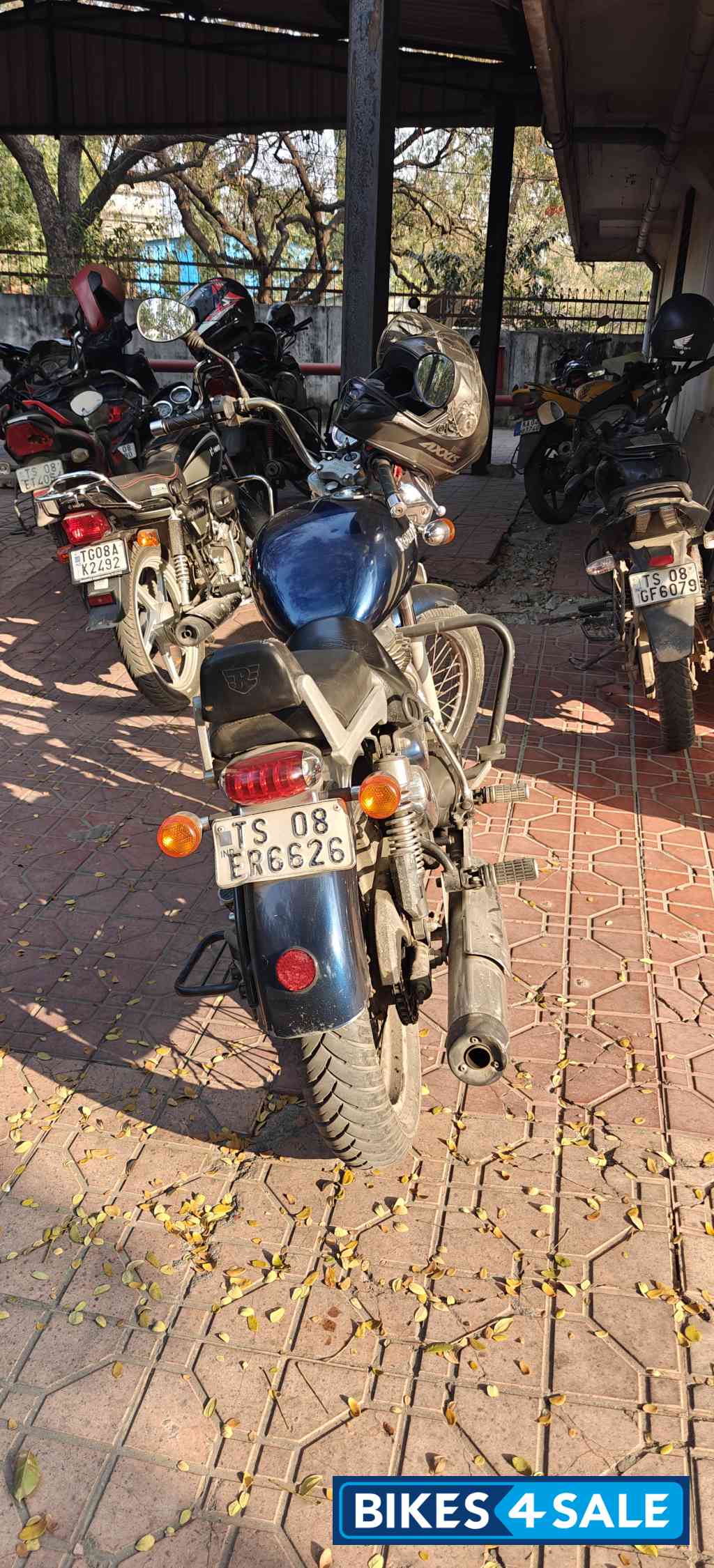 Marine Blue Royal Enfield Thunderbird 350