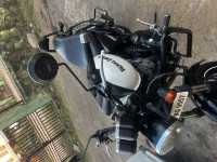 White And Black Royal Enfield Thunderbird X 350