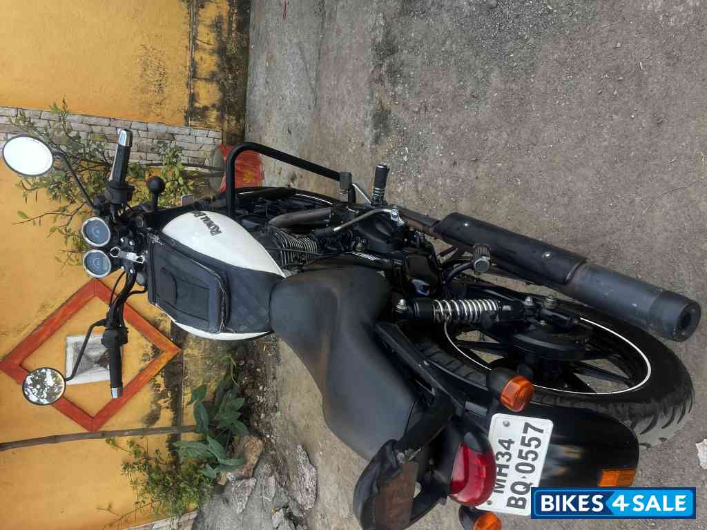 White And Black Royal Enfield Thunderbird X 350