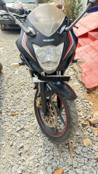 Black And Red Suzuki Gixxer SF Fi