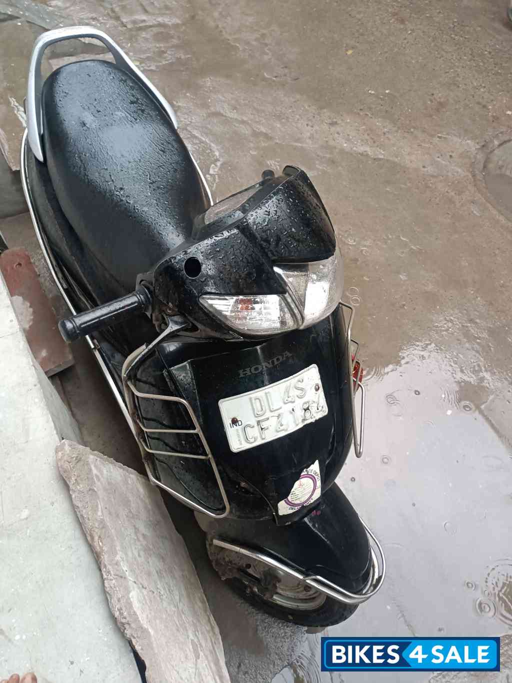 Black Honda Activa 4G