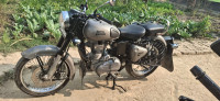 Gunmetal Grey Royal Enfield Classic Gunmetal Grey