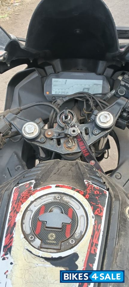 Black Yamaha YZF R15 V3 BS6