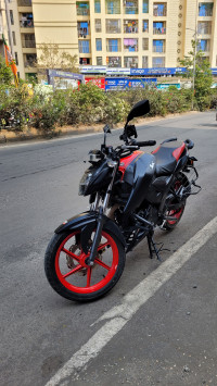 Matt Black TVS Apache RTR 160 4V Special Edition