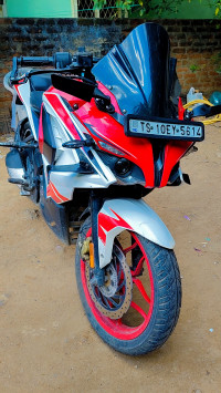 Rasing Red Bajaj Pulsar RS 200 BS6