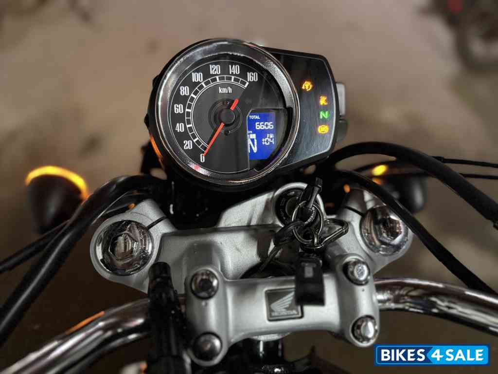 Honda CB350 DLX Pro Honda CB350 DLX Pro