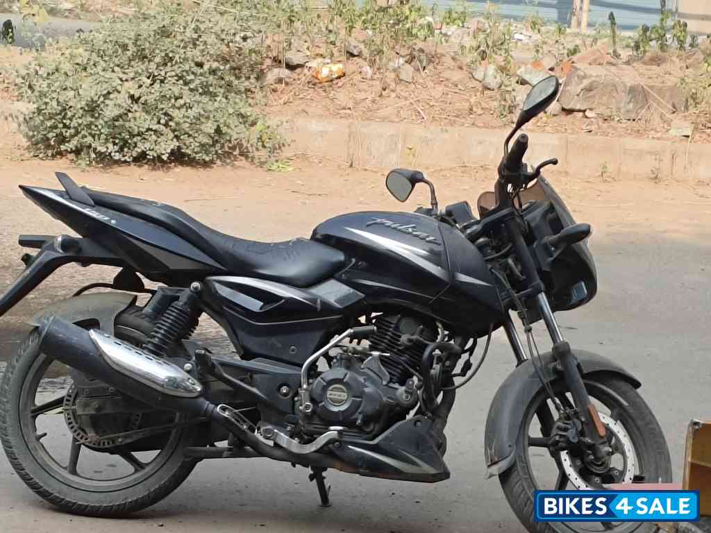 Bajaj Pulsar 150 BS6