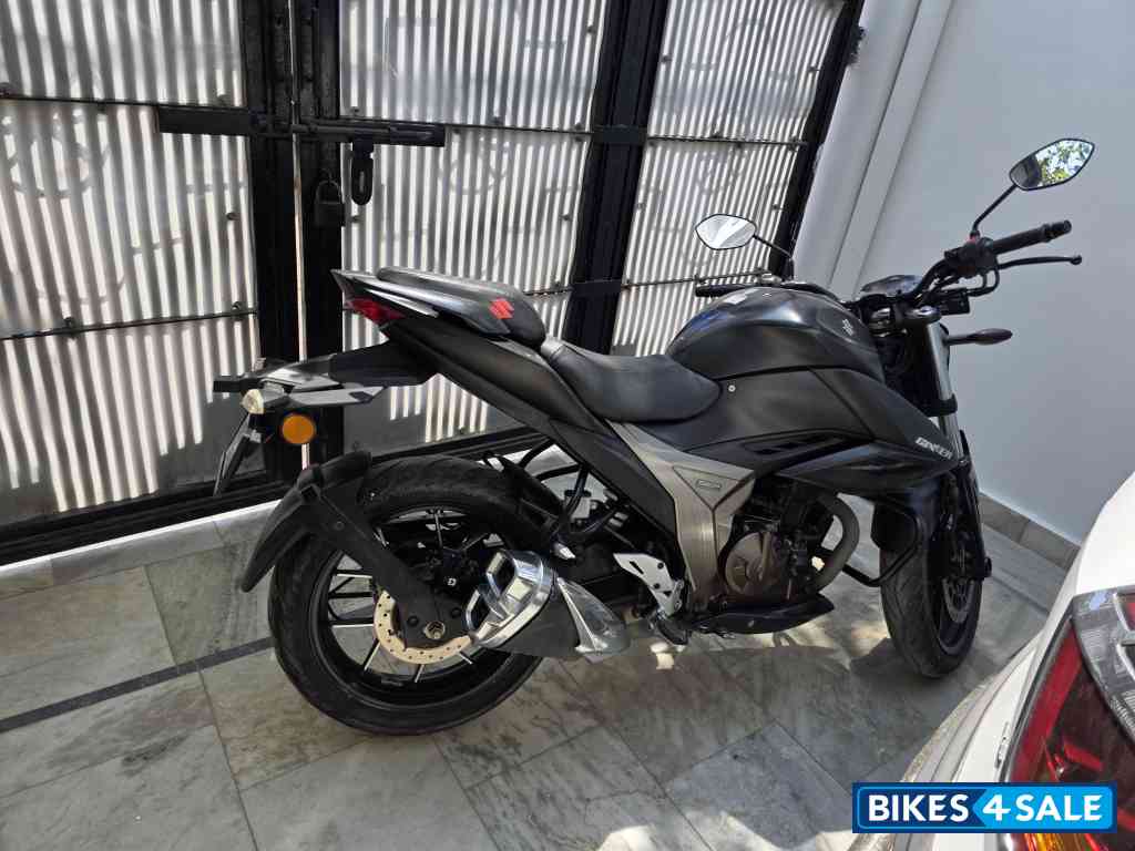 Suzuki Gixxer 250 BS6