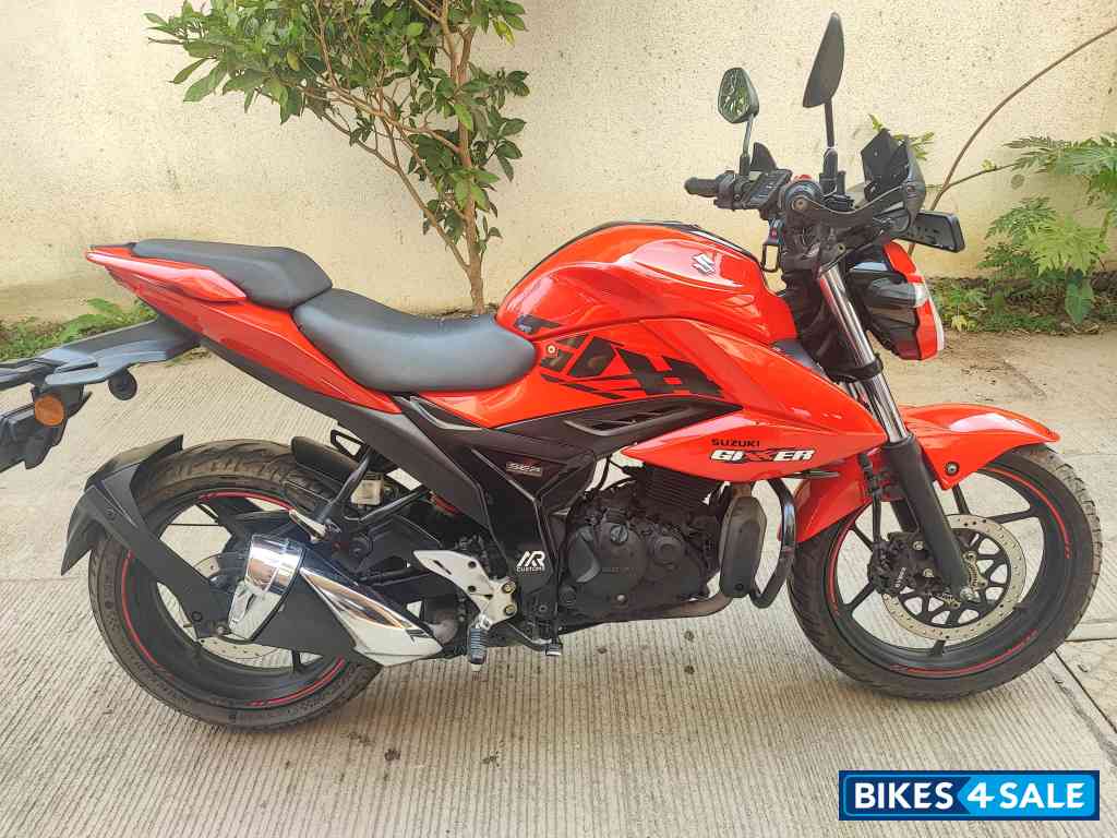 Prl. Mira Red Suzuki Gixxer 150