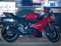 Yamaha R15 V4