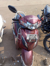 Maroon Honda Activa 6G Dlx