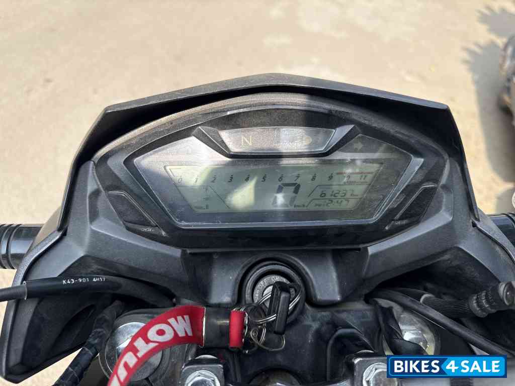 Honda CB Hornet 160R