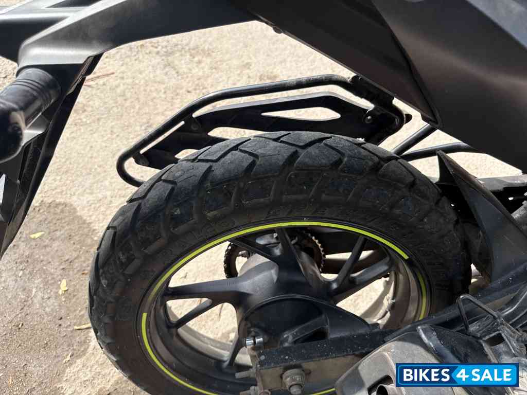 Honda CB Hornet 160R