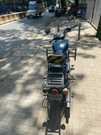 Squadron Blue Royal Enfield Classic 500