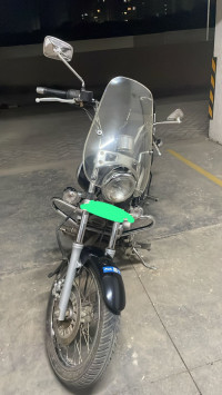 Bajaj Avenger 220 DTS-i 2017 Model