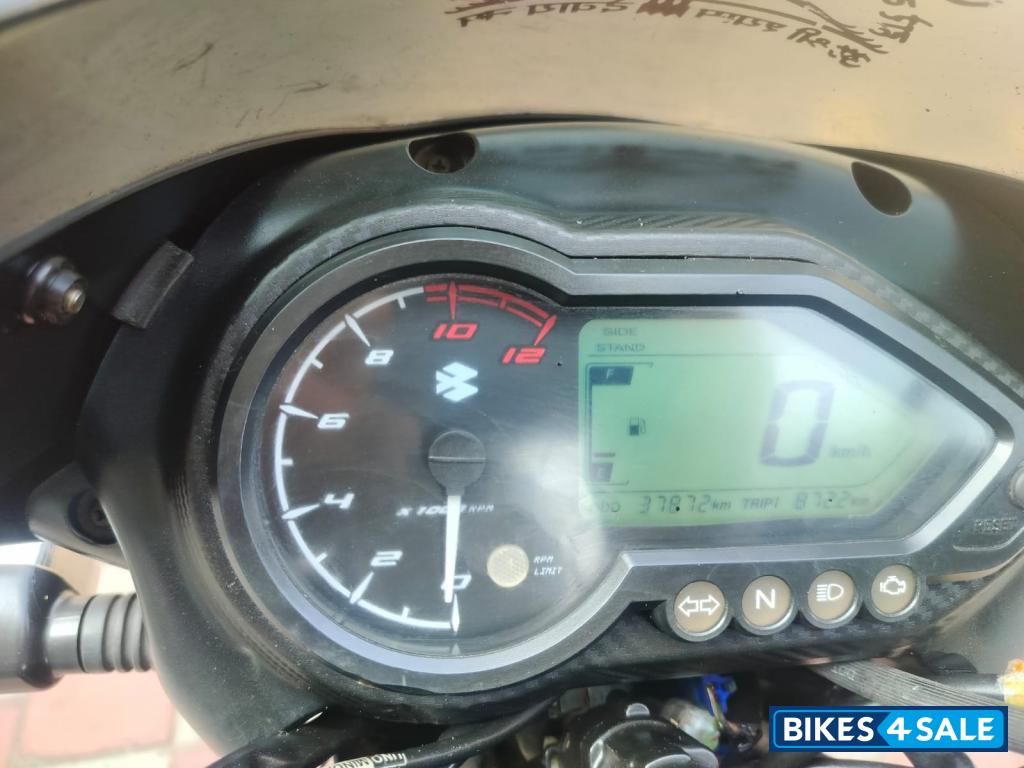 Neon Bajaj Pulsar 125 Neon BS6