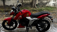 Red TVS Apache RTR 160 4V