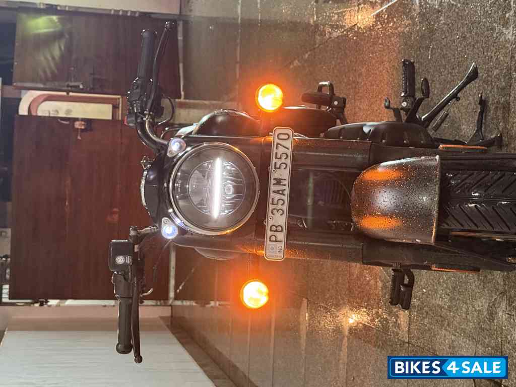 Royal Enfield Classic 350 2024