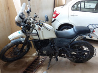 White Royal Enfield Himalayan