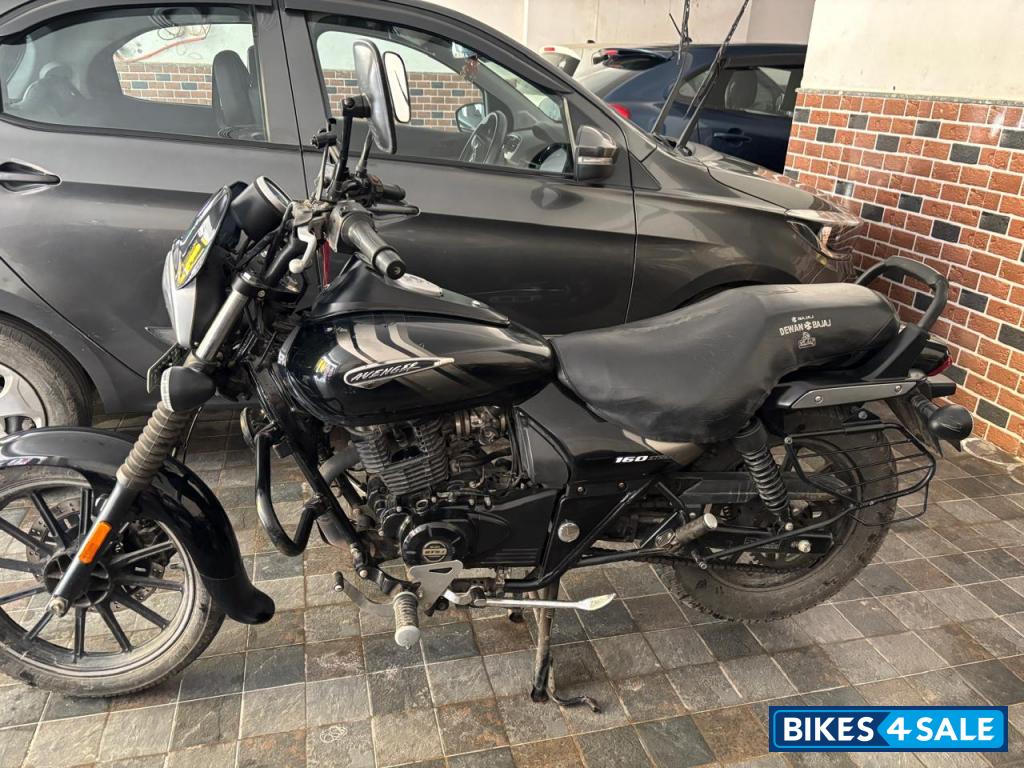 Bajaj Avenger Street 160 BS6