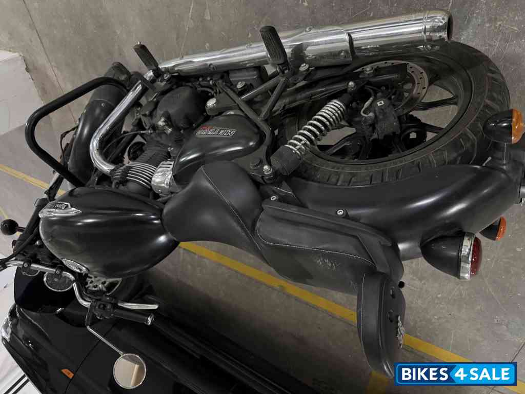 Royal Enfield Meteor 350 Stellar
