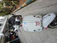Vespa 125