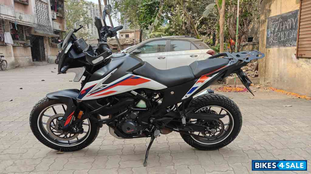 Ceramic White KTM 390 Adventure