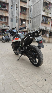 Ceramic White KTM 390 Adventure