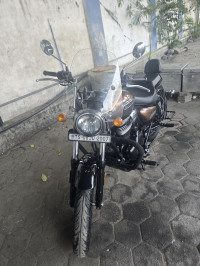 Royal Enfield Meteor 350 Supernova  Model