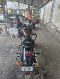 Royal Enfield Meteor 350 Supernova