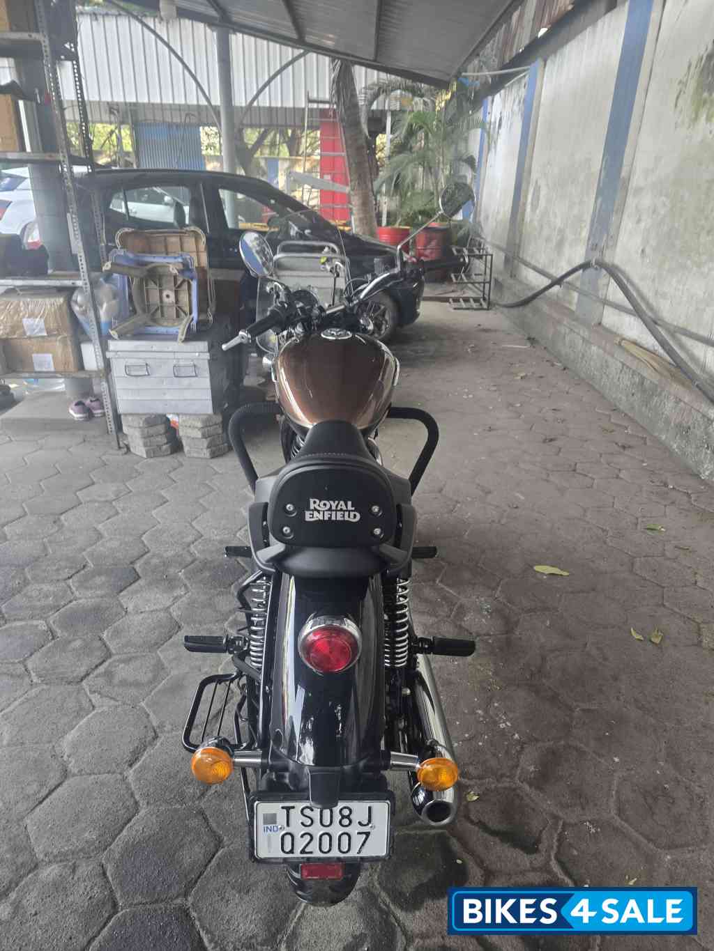 Royal Enfield Meteor 350 Supernova