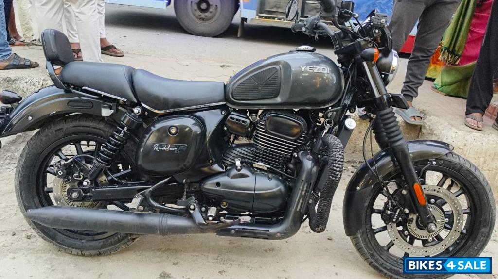 Smoke Grey Yezdi Roadster Dark