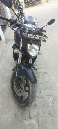 Black Yamaha FZ FI V2