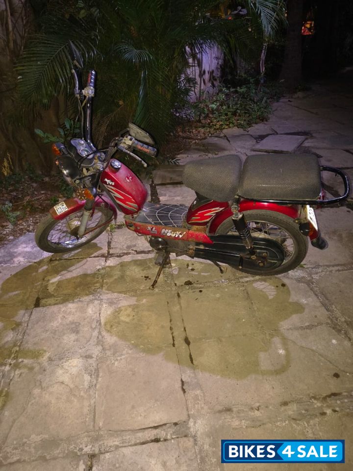 Red TVS XL Super Heavy Duty