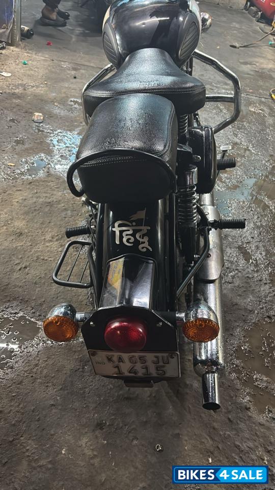 Black Royal Enfield Classic 350